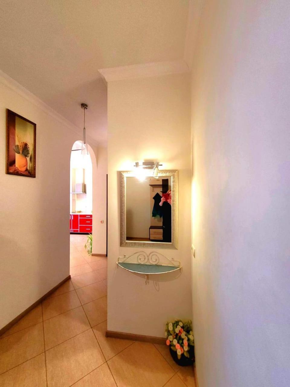 Apartament Na Panteylemonovskaya Odessa Ngoại thất bức ảnh